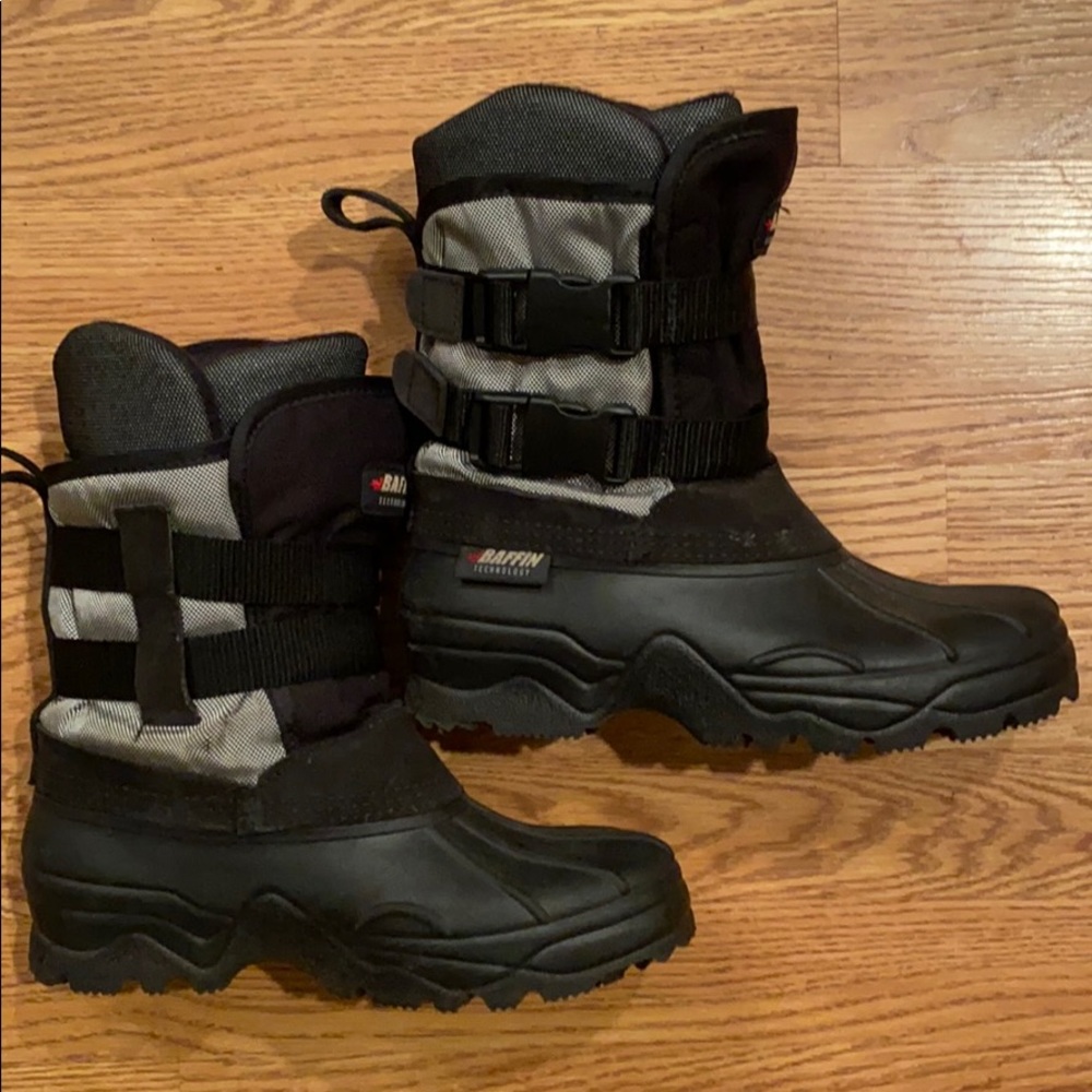Baffin Snow Boots sz 8